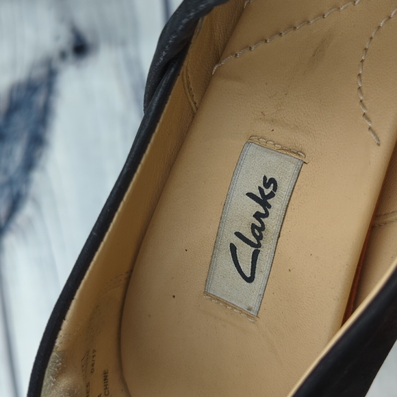CLARKS BLACK CAREER PUMPS/SHOES SIZE 8M - Picture 7 of 11